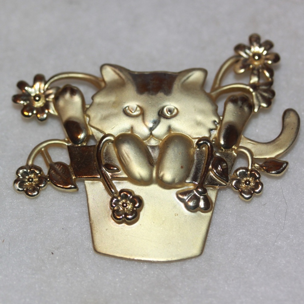 AJC Kitten Flower Pot Gold Tone Pin Brooch